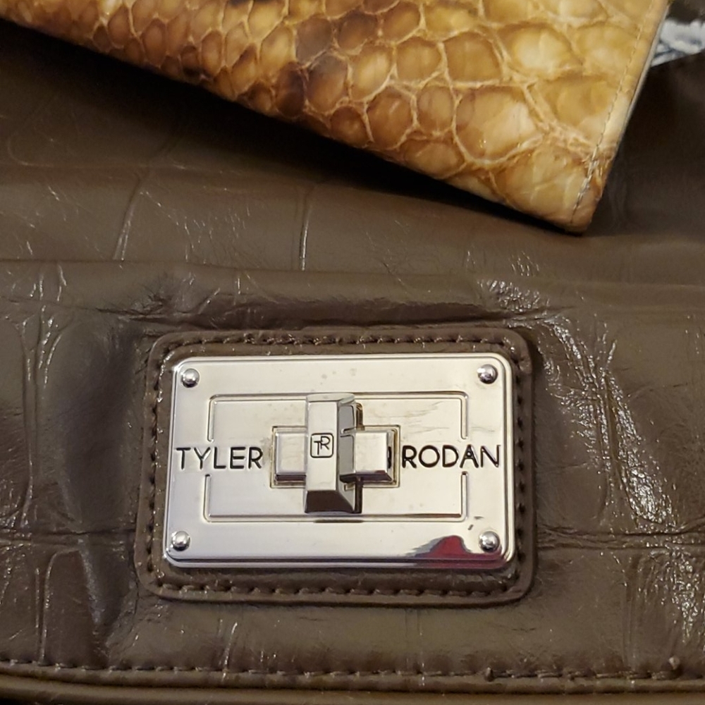 TYLER RODAN PURSE - Picture 2 of 4